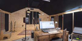 Réhabilitation d'une grange en studio d'enregistrement